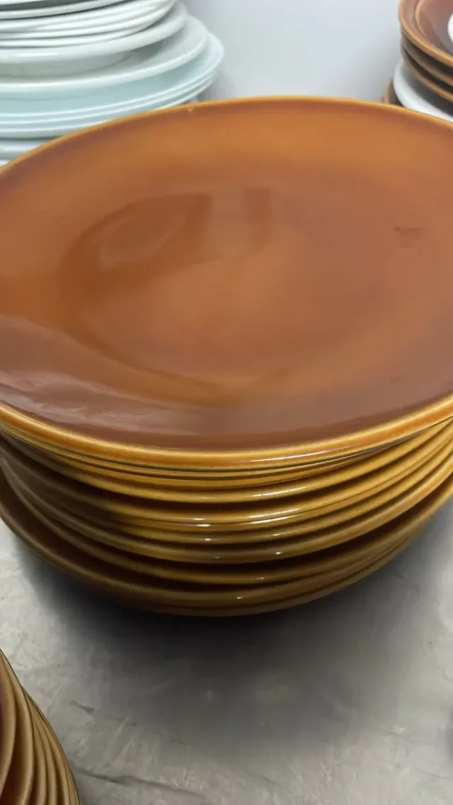 Lote Cerámica Estilo Rustico Marrón y Dorado