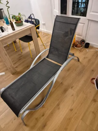 Hamaca de tela y metal