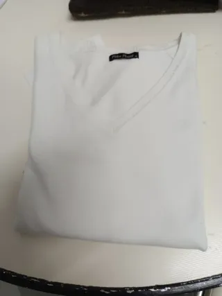 Lote 4 jerseys: marrón, gris, multicolor, blanco