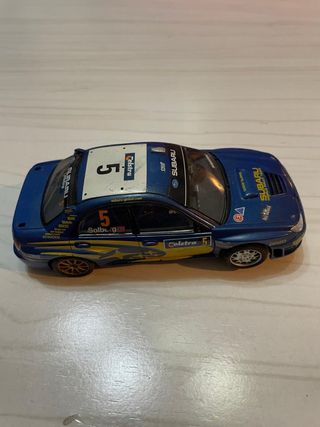 Coche Scalextric Subaru Rally 5