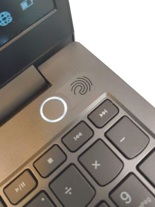 PORTATIL LENOVO THINKBOOK 15-IIL I7-1065G7, 16 GB, 256 GB SSD + CARGADOR