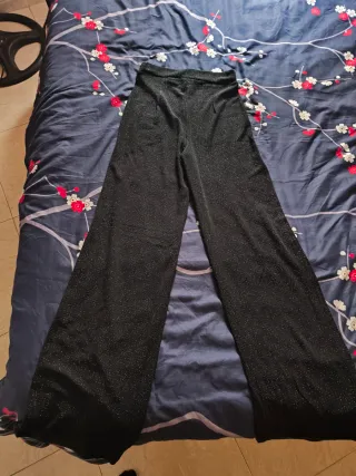 Pantalón campana purpurina negro