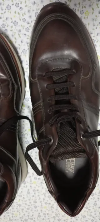 Zapatos de piel marrones