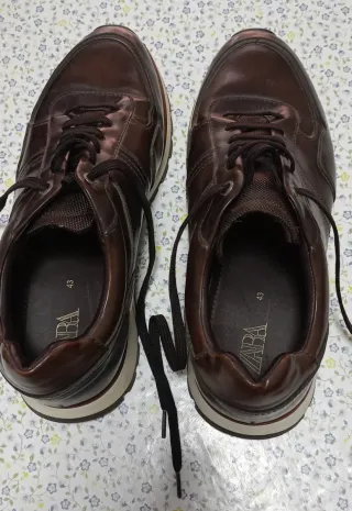 Zapatos de piel marrones