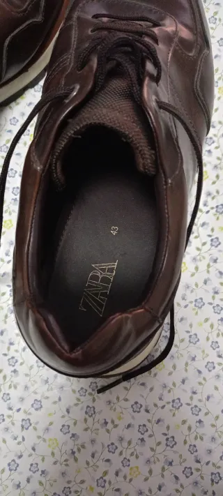 Zapatos de piel marrones