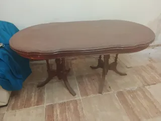 Mesa de comedor extensible de madera