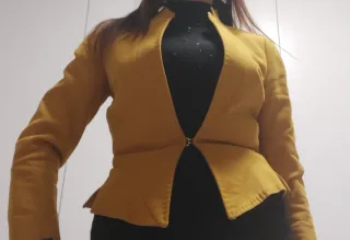 Giacca senape con gancetto tg S