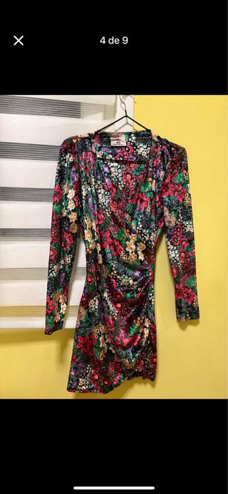 Vestido rojo con encaje