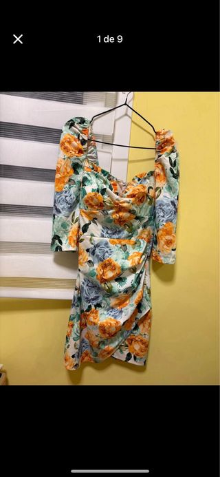 Vestido rojo con encaje