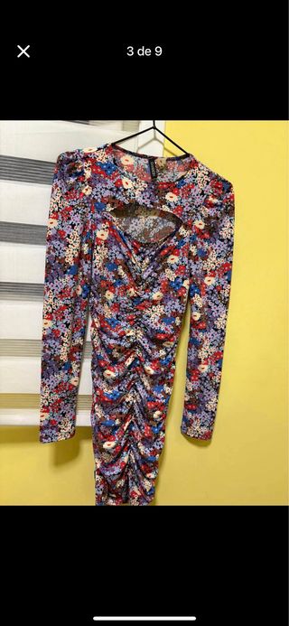 Vestido rojo con encaje