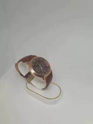 Reloj Marrón y Dorado