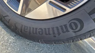 4 Ruedas Continental 235 55 r18 104V