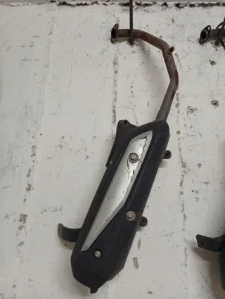 Tubo escape Peugeot Tweet 125 Carburador