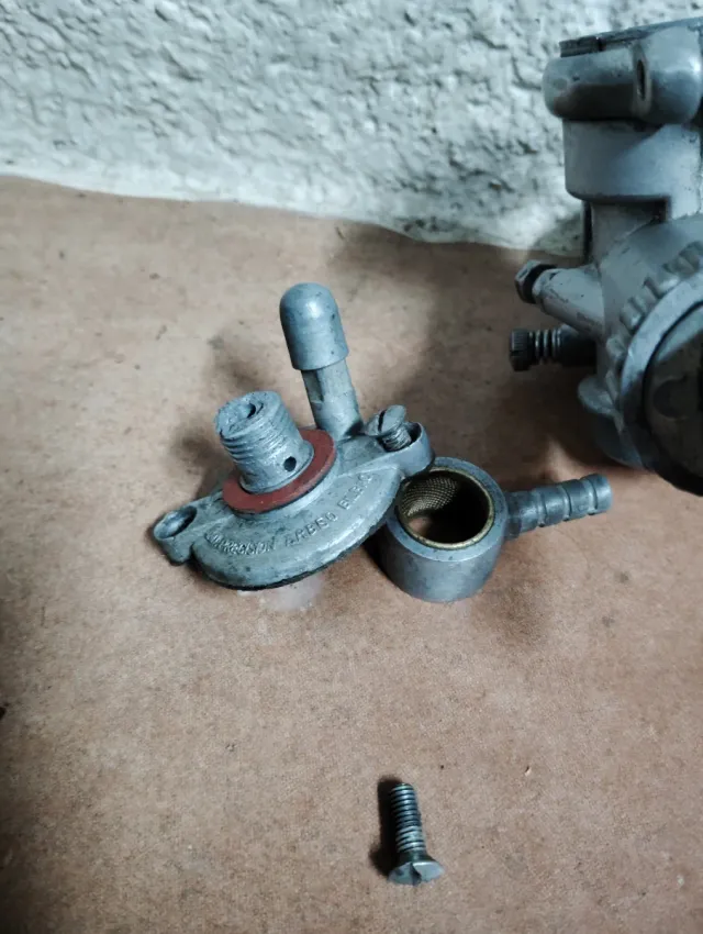 Carburador Dellorto UB24B2