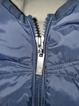 Gilet unisex Fila in piuma d'oca con cappuccio