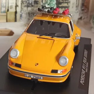 Porsche 911 Fly