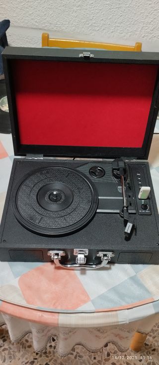 Tocadiscos POSS PSVINYL2020 Negro/Rojo