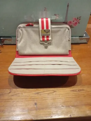 Cartera Roxy Beige y Roja