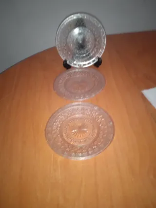 3 Piatti di Vetro Antico