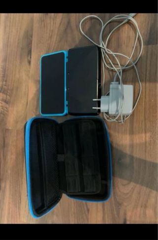 Nintendo 2DS XL + 2 juegos