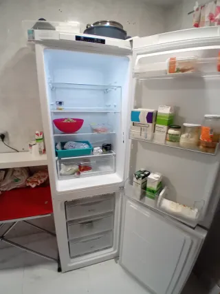 Nevera Indesit Blanca