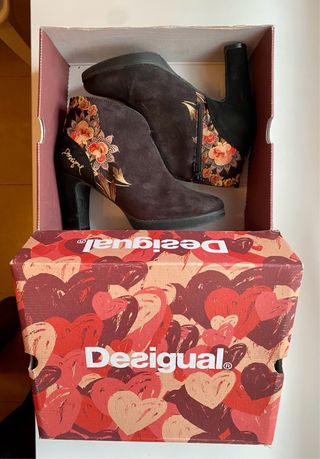 Botines Desigual Ante Negros Talla 38