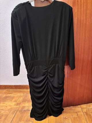 Vestido elegante negro Cayro