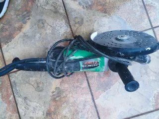 Radial Hitachi 235F2