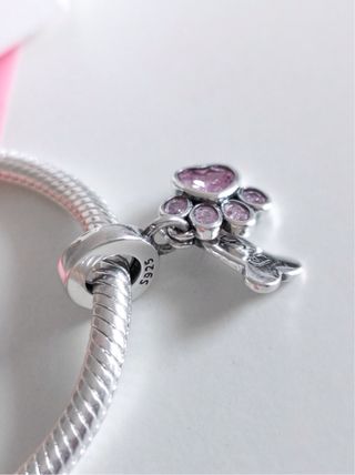 CHARM PERRO HUESO COLGANTE ROSA PARA PANDORA CAJA