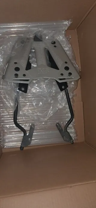 Soporte parrilla baul Givi África Twin Adventure 2