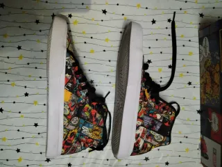 Zapatillas DC Comics Deadpool Marvel 42