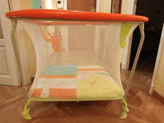 Parque infantil con jirafas