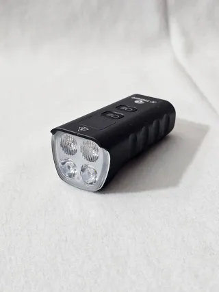 Luz LED Bicicleta X-Tiger com Powerbank