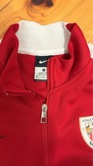 Sudadera Nike Athletic Club Roja y Blanca