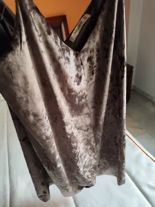 Mono corto de tirantes