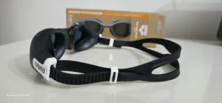 Occhialini nuoto Arena Antifog Made in Italy