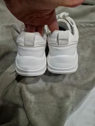 Zapatillas Pull&Bear blancas