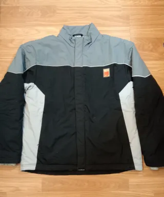 Chaqueta Nike Negra y Gris