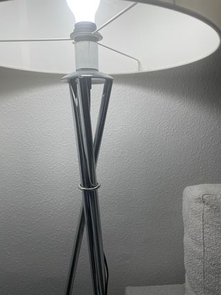 Lámpara de pie Seminueva Beige/Plata