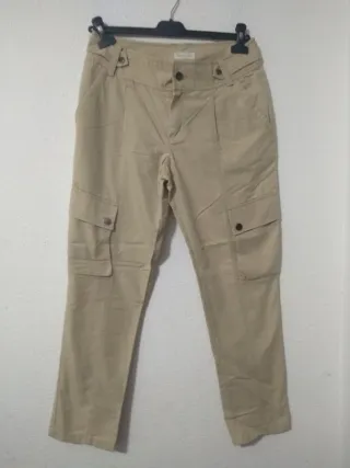 Pantalón cargo Massimo Dutti beige