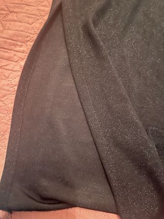 Vestido largo negro brillante