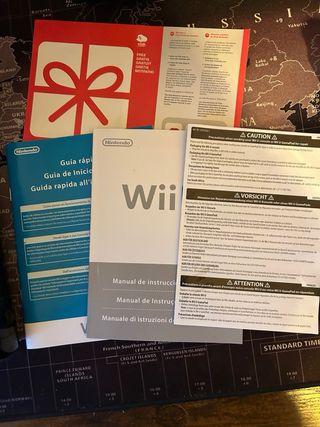 Nintendo Wii U Mario Kart 8 Premium Pack