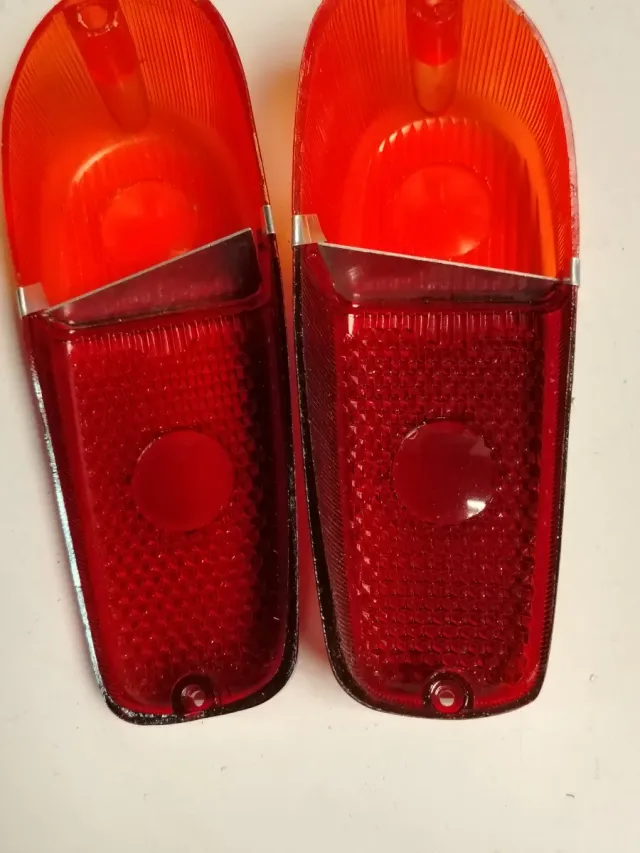 Tulipas Seat 600 N / D (2 unidades)