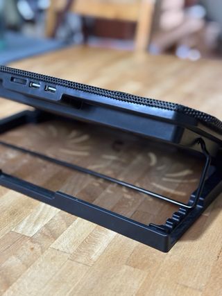 Soporte Notebook Negro con Ventiladores