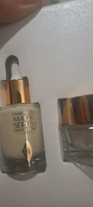 Estuche Charlotte Tilbury Magic + Science
