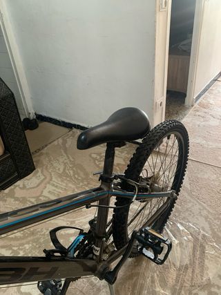 Bicicleta BH en buen estado