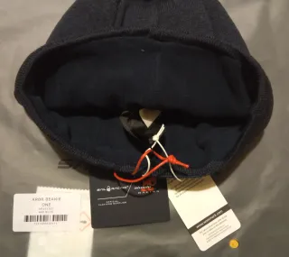 Gorro Alinghi Red Bull Racing