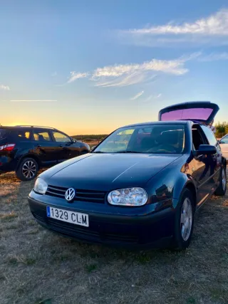 Volkswagen Golf 2003