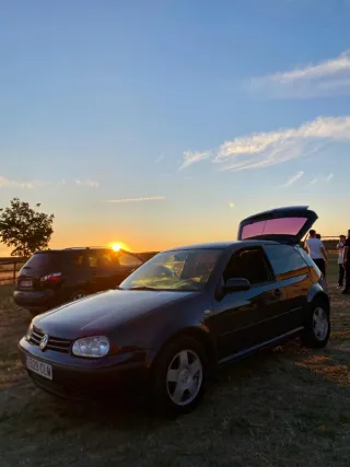 Volkswagen Golf 2003