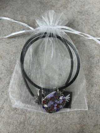 Collar baño plata con colgante morado